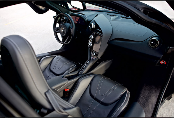 McLaren 720S interior